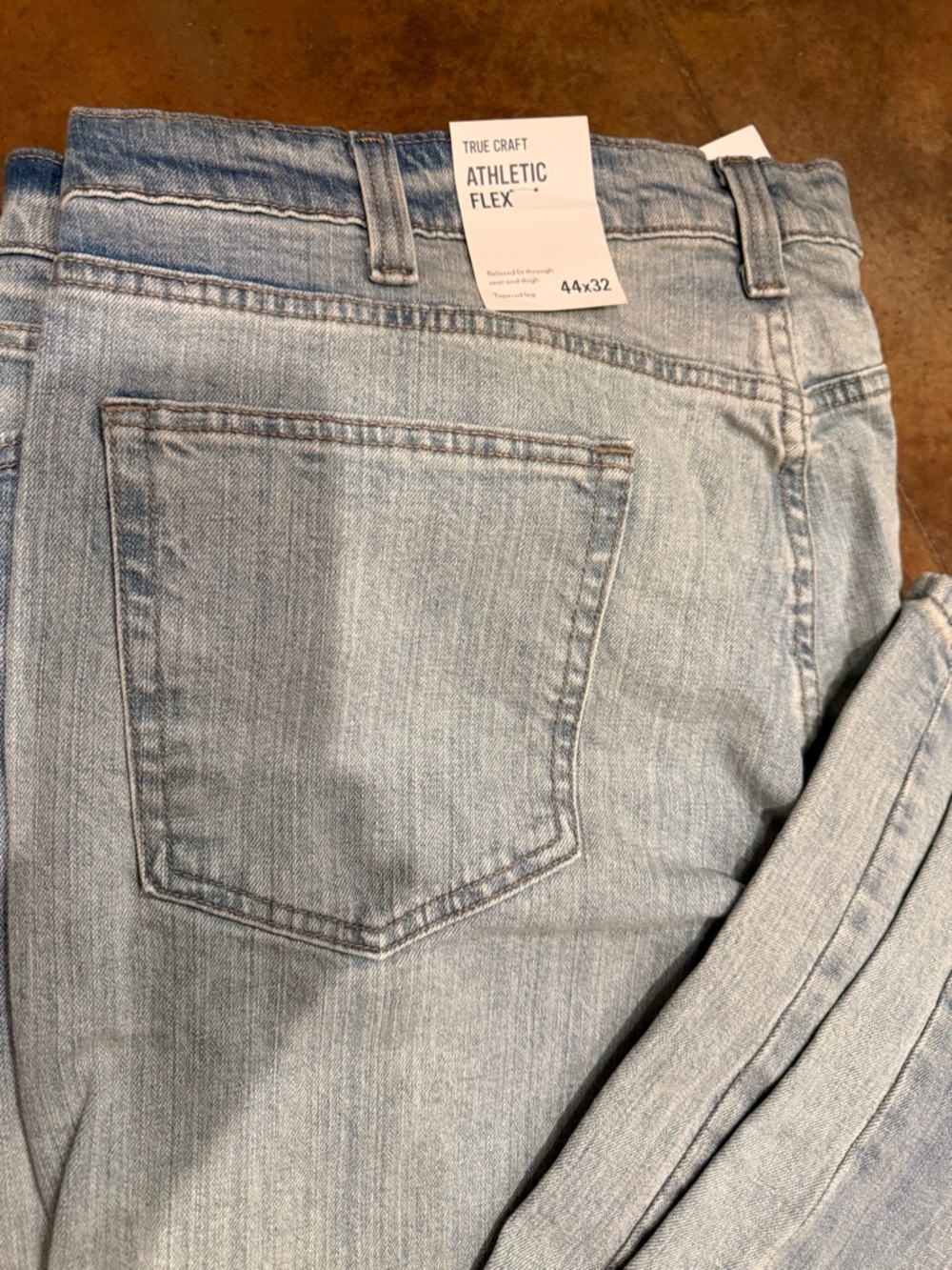 NWT True Craft Light Wash Athletic Flex Men’s Jeans 44 x 32 Relaxed NEW